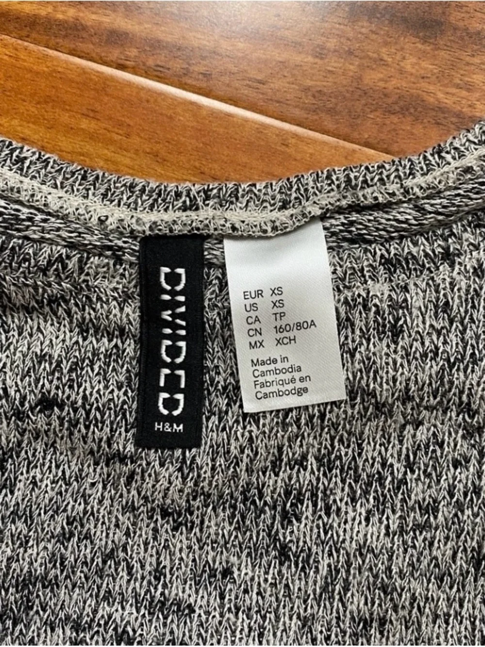 H&M Divided Women's Marbled Gray Crop Stretch Knit Top Size XS Casual Balletcore